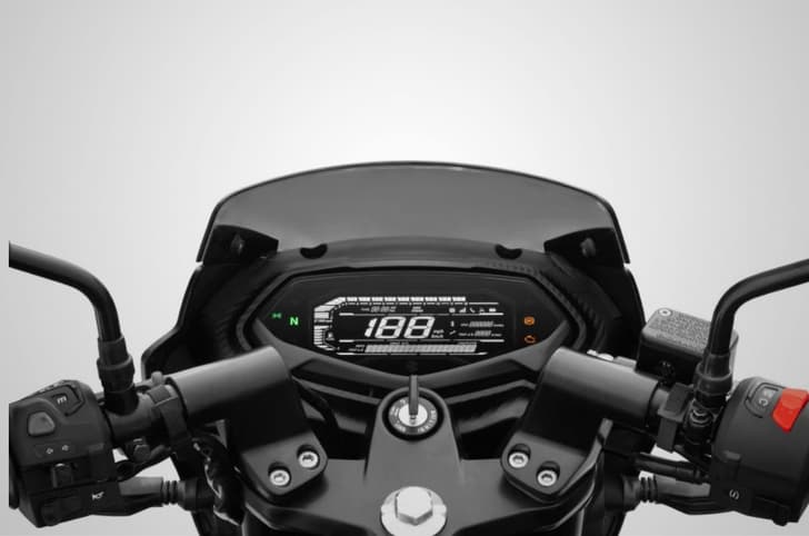 2026 Bajaj Pulsar 180 instrument cluster shot