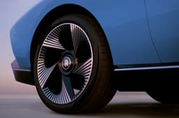 Rolls-Royce Project Nightingale alloy wheels