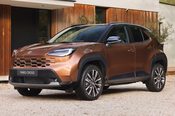 2026 Toyota Yaris Cross facelift front three-quarter