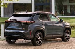 2026 Toyota Yaris Cross facelift GR Sport rear