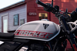 Triumph Tracker 400 features 