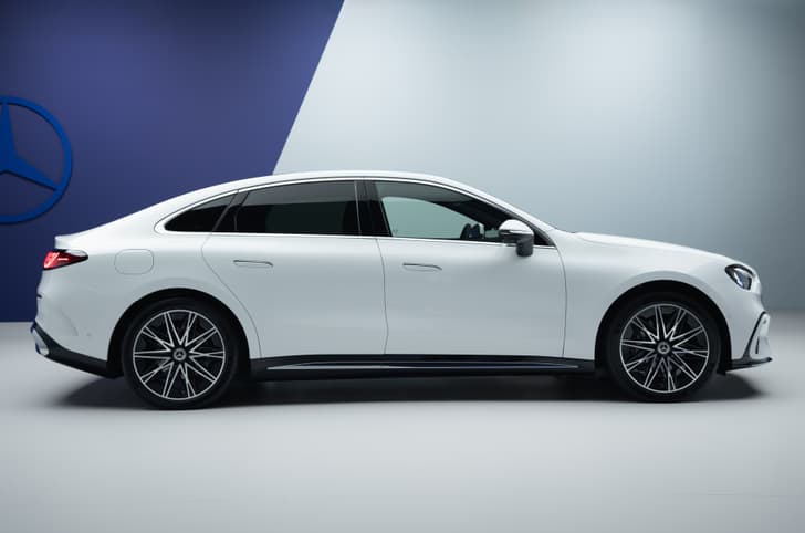 Mercedes-Benz Electric C-Class side