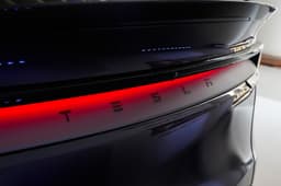 Tesla Model Y L LED tail-lamp