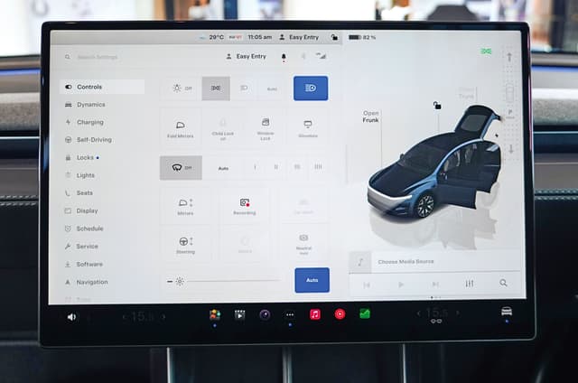 Tesla Model Y L infotainment screen