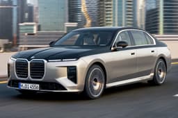 2026 bmw 7 series facelift on road