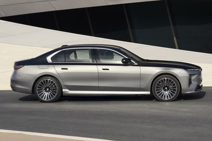 2026 bmw 7 series facelift on road