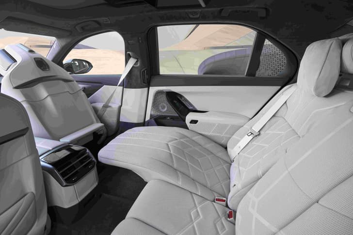 2026 bmw 7 series facelift in studio