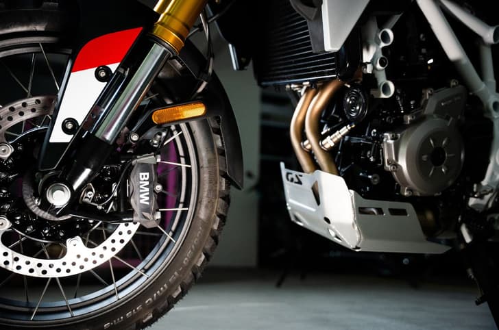 BMW F 450 GS fork