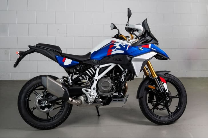 BMW F 450 GS Trophy tricolour 