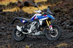 BMW F 450 GS front three quarter