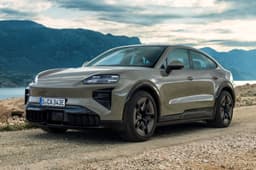 Porsche Cayenne Coupe Electric front three-quarter static