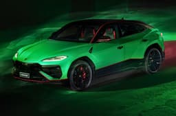 Lamborghini Urus SE Tettonero Capsule front quarter