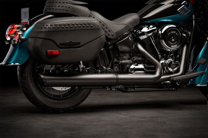 Harley Davidson Heritage Classic rear three quarter