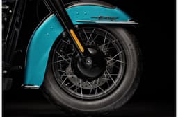 Harley Davidson Heritage Classic front wheel