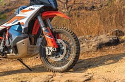 KTM 890 Adventure R image gallery