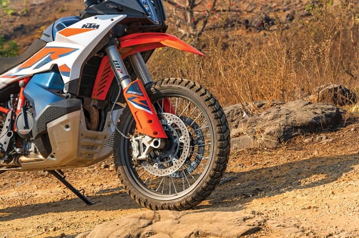 KTM 890 Adventure R image gallery