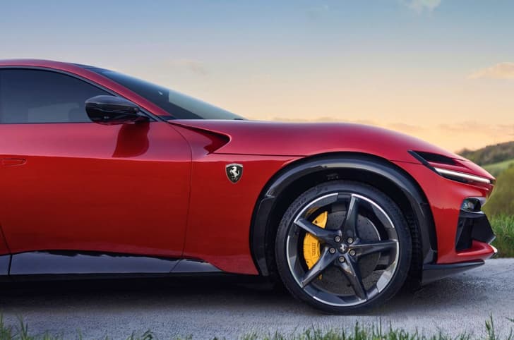 Ferrari Purosangue in Handling Speciale package wheels