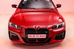 BMW M440i Convertible front static