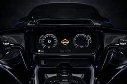  Harley Davidson Street Glide dash