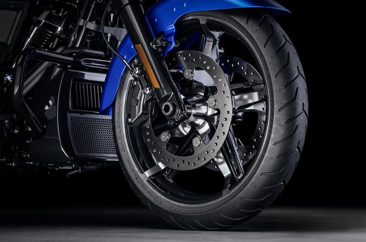  Harley Davidson Street Glide wheel