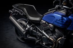 Harley Davidson Pan America 1250 ST seat and tank shot