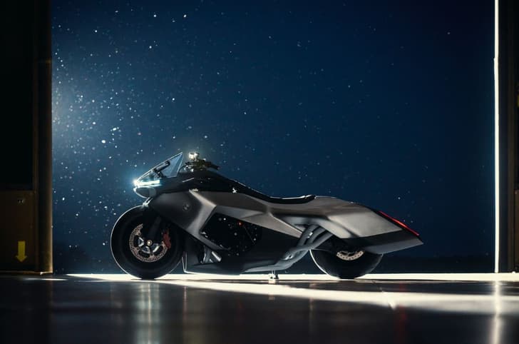 BMW Motorrad Vision K18 side profile shot.