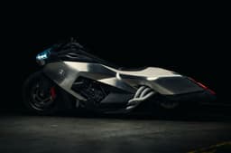 BMW Motorrad Vision K18 side profile studio shot 