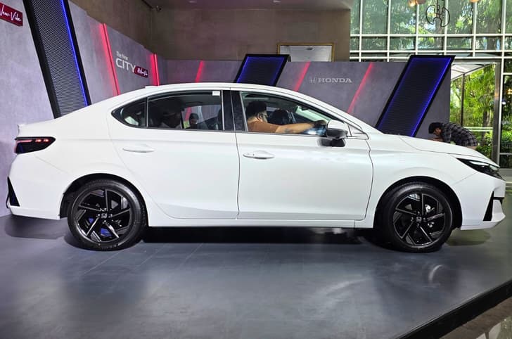 2026 Honda City side profile