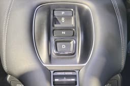 Honda ZR-V drive selector buttons