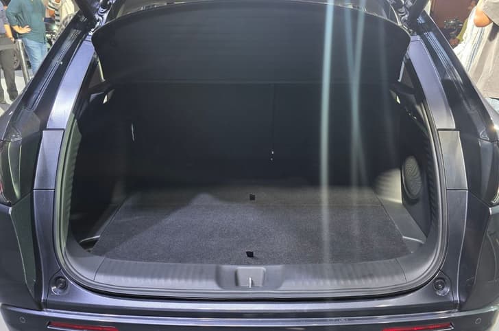 Honda ZR-V boot space
