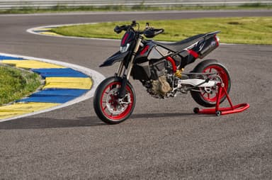 Ducati Hypermotard 698 Mono Nera image gallery