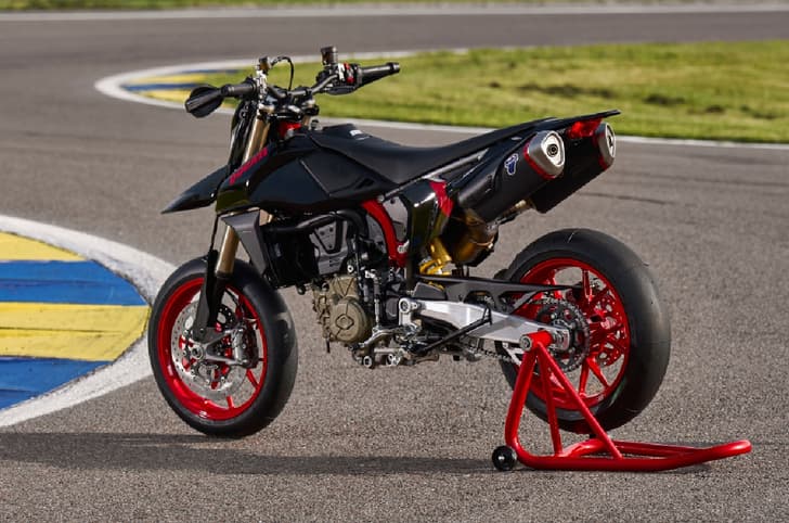 Ducati Hypermotard 698 Mono Nera image gallery