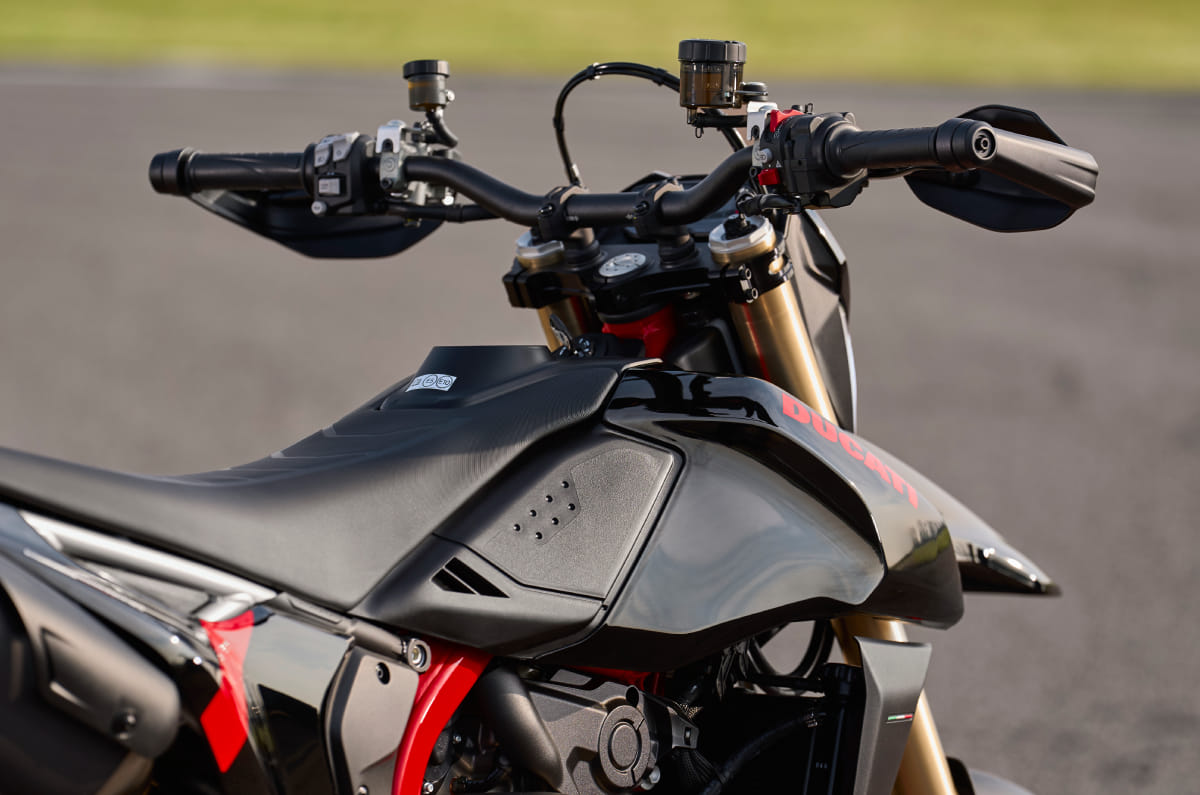 Ducati Hypermotard 698 Mono Nera image gallery – Introduction Ducati Hypermotard 698 Mono Nera image gallery – Introduction