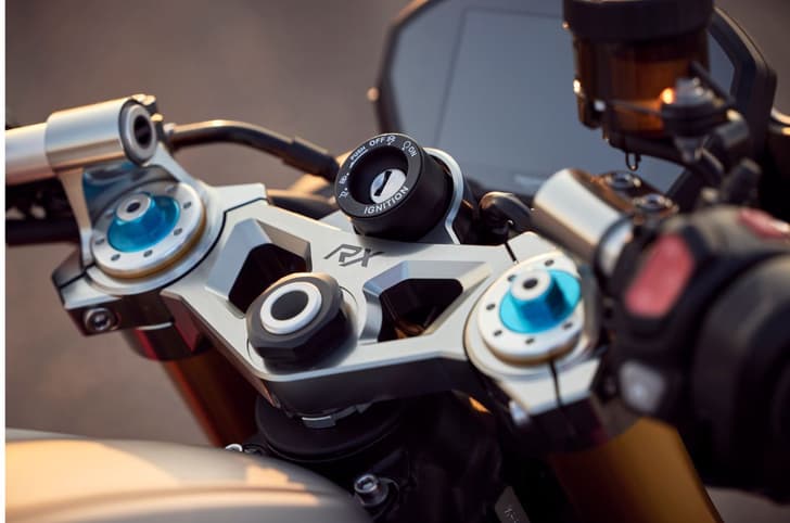 Triumph Street Triple RX clip-on handle