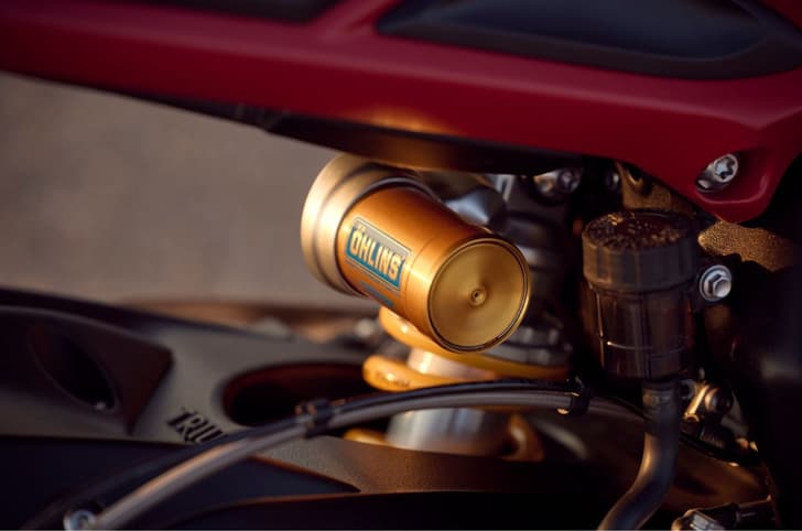 Triumph Street Triple RX rear Ohlins suspension