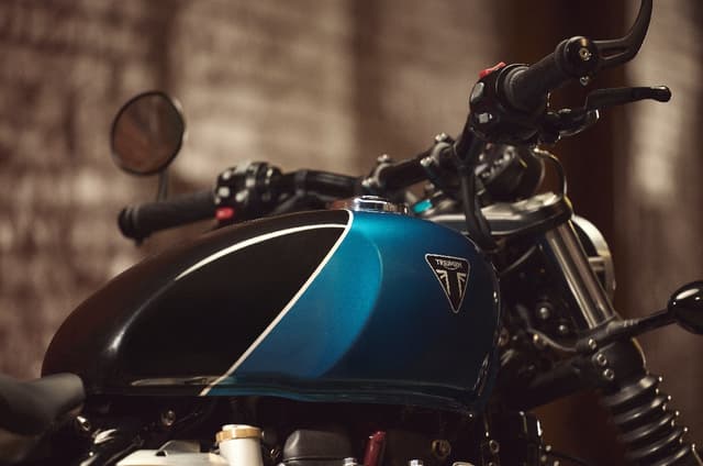 2026 Triumph Bonneville Bobber image gallery