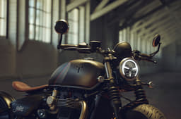 2026 Triumph Bonneville Bobber image gallery