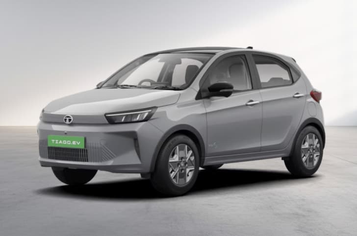 2026 Tata Tiago EV Pure Grey