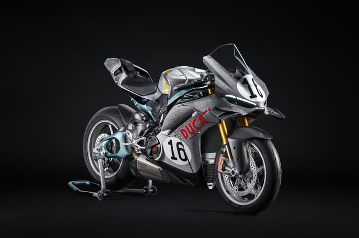 Panigale V4 S 100 studio image