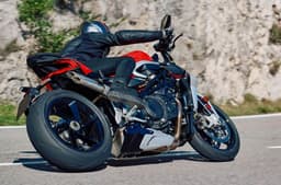 MV Agusta Brutale 1000 rear three quarter cornering shot