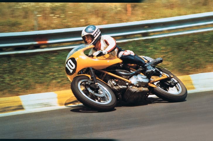 Ducati Panigale V2 S 100 image gallery