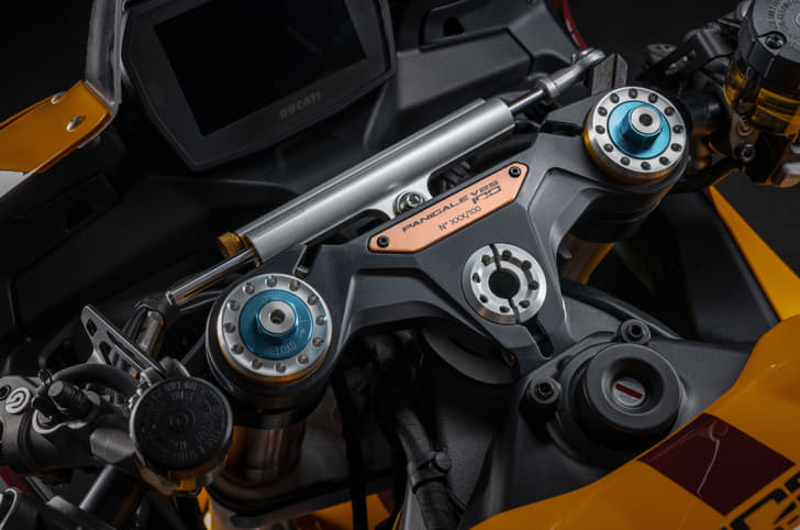 Ducati Panigale V2 S 100 image gallery