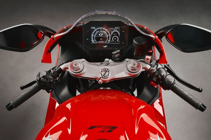 MV Agusta F3 R dash