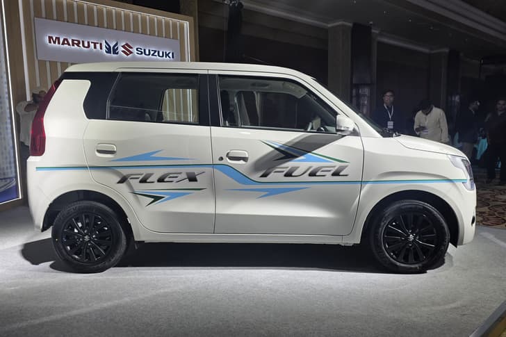 maruti wagon r flex fuel on stage