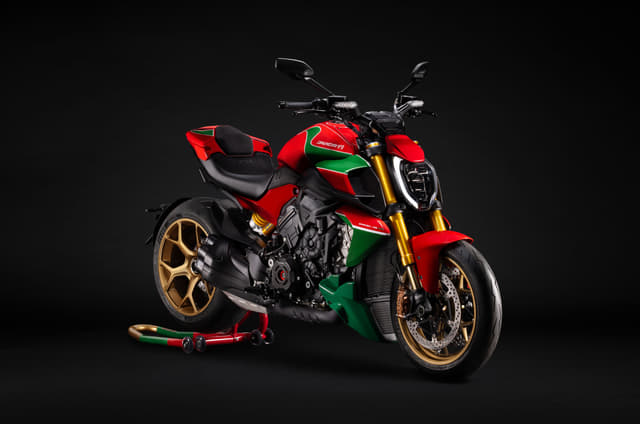 Ducati Diavel V4 RS 100 image gallery