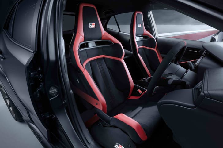 Toyota Corolla GRMN seats