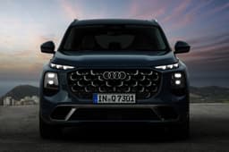 2026 audi q7 on road