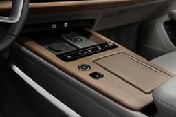 2026 audi q7 in studio