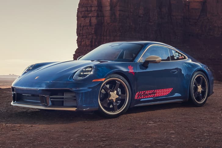 Porsche 911 Carrera T Inspired by Woody front quarter static
