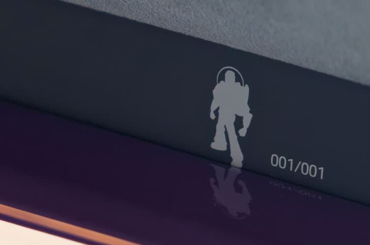 Porsche 911 GT3 RS Buzz Lightyear edition logo